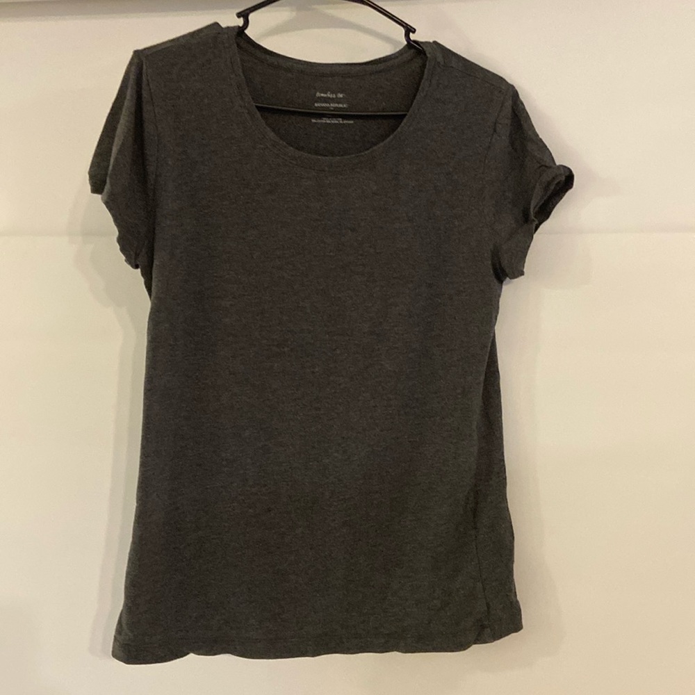 Banana Republic Timeless Tee medium dark grey
